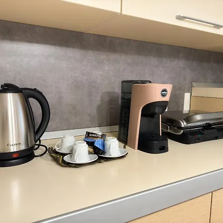 Private Ground Floor Apt New Bazaar Apartment *