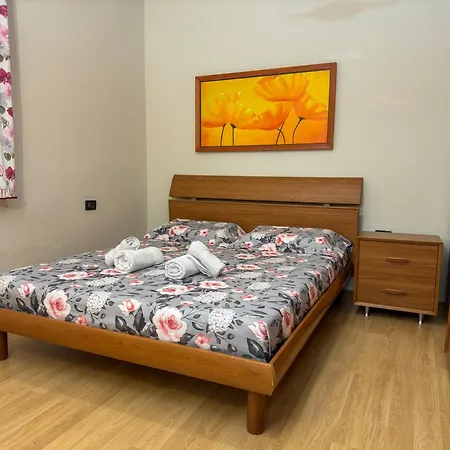 Private Ground Floor Apt New Bazaar Apartment Tirana